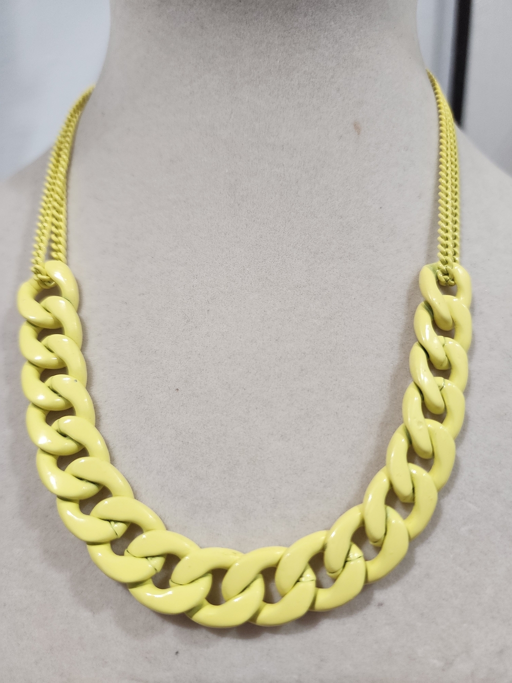 Yellow Chunky Chain Necklace - Alexa Rae